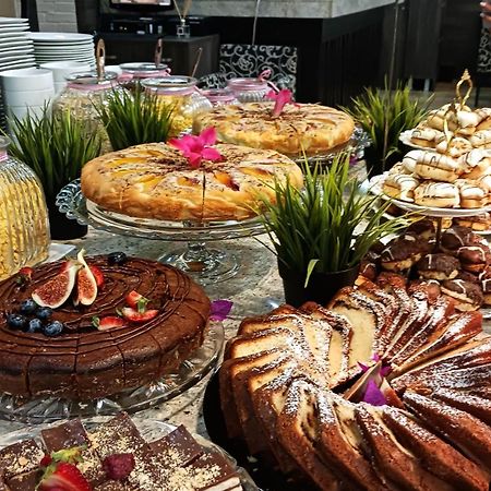 Central Plaza Ahyolu Dış mekan fotoğraf